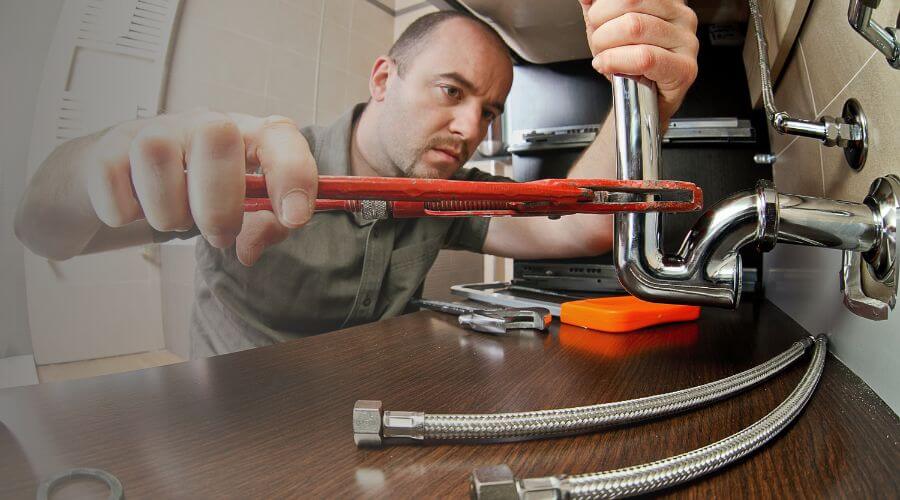 Expert burst pipe repair services in Moosic, PA